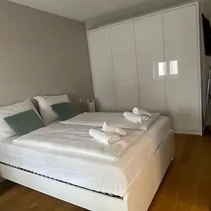 flat-23.vienna-besthotels.com/